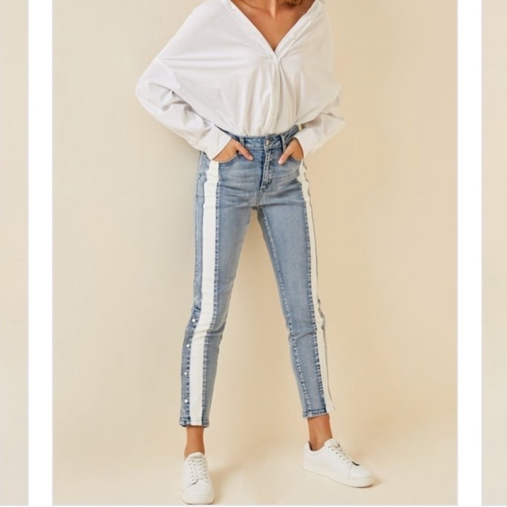 Stylish Blue and White Women's Jeans